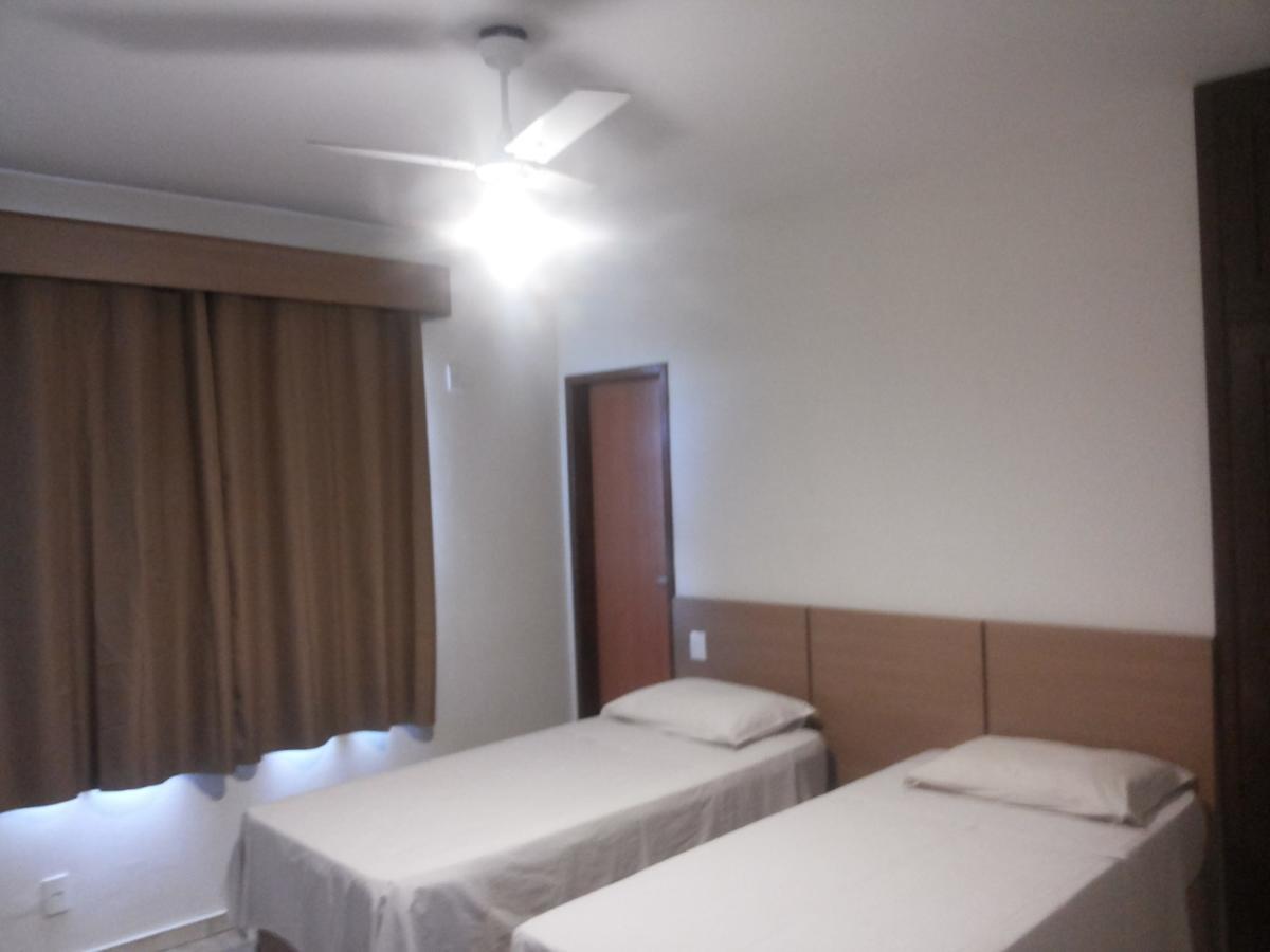Hotel Real Trevo مونتيس كلاروس المظهر الخارجي الصورة